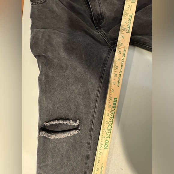 PRINCESS POLLY Zaneta Ripped Jeans in Washed Black Denim Sz 12 Straight - Picture 10 of 10
